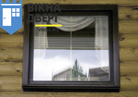 Ламінація пластикових вікон: наскільки практична у побуті?